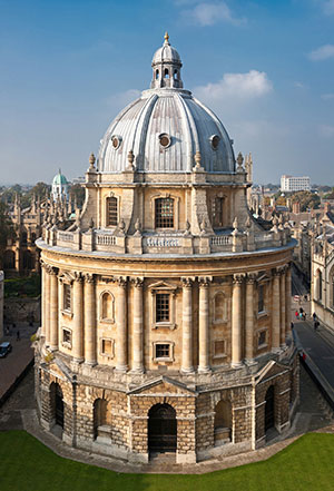 Photo by DAVID ILIFF. License: https://creativecommons.org/licenses/by-sa/3.0/